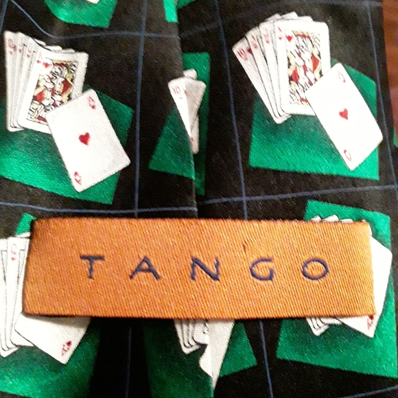 Tango Men's Silk Tie with Playing Cards of Texas Hold-Em Poker Hands - Picture 10 of 15